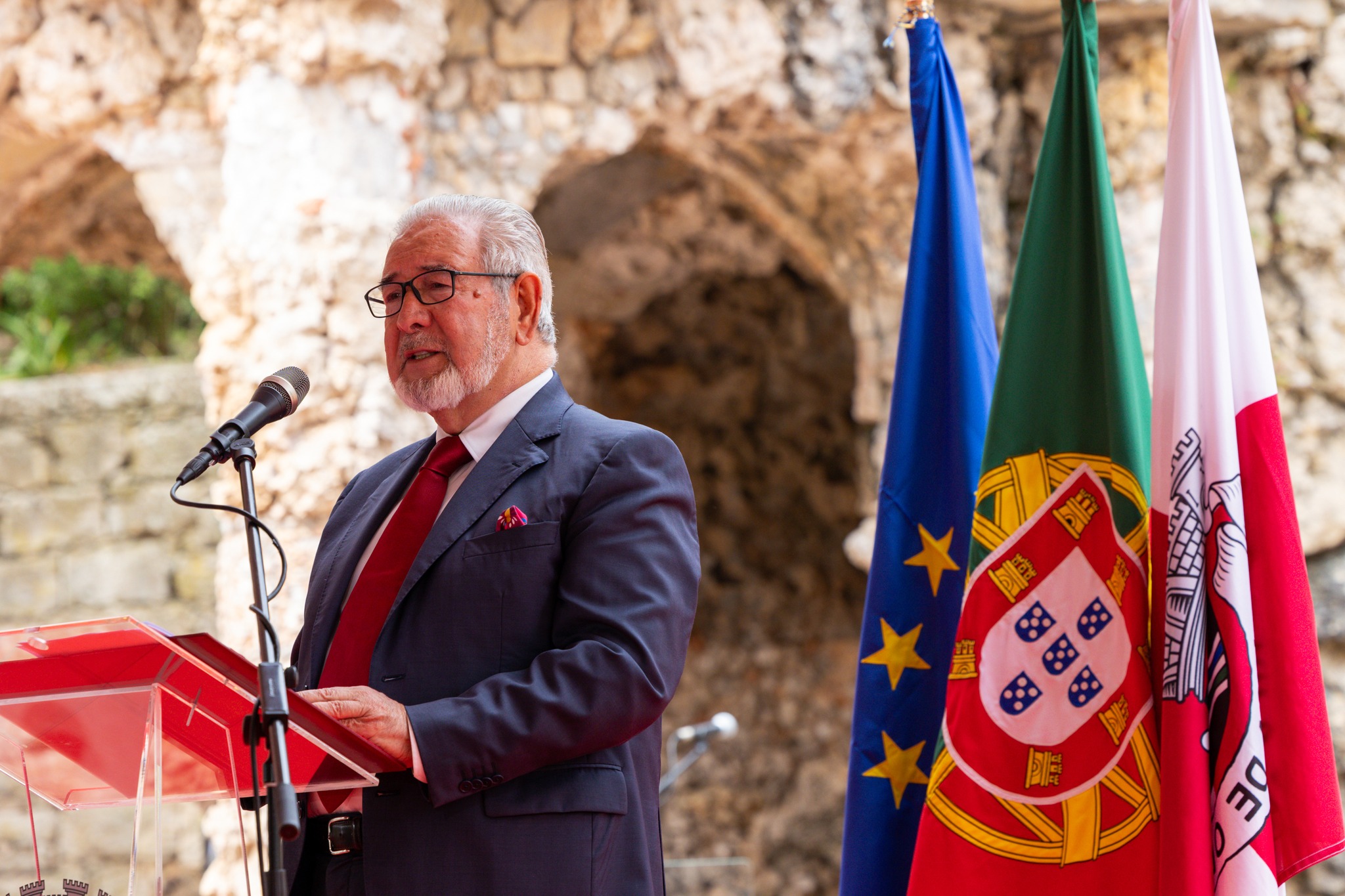 hastear das bandeiras, missa e sessão solene dia do municipio