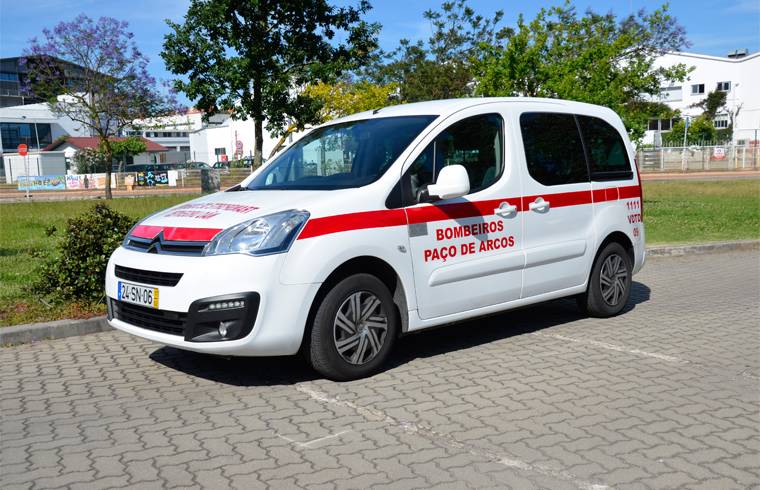 Veículo Dedicado ao Transporte de Doentes 09