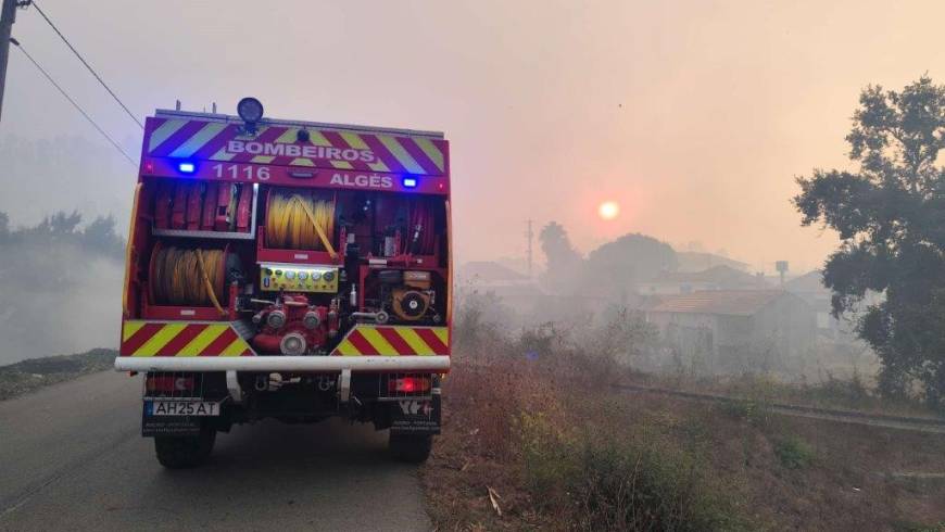 Louvor Municipal às Associações Humanitárias dos Bombeiros Voluntários do Concelho de Oeiras